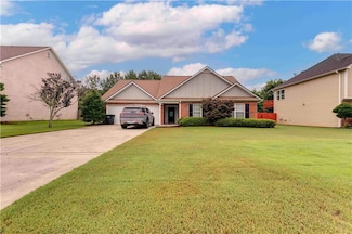 605 Riverside Dr NW, Calhoun, GA 30701