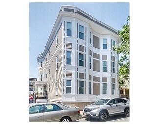 81 Pine St Unit 3, Cambridge, MA 02139