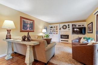 35 Nathan Ln N Unit 104, Plymouth, MN 55441