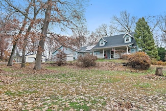 1313 Woods Rd, Belvidere, IL 61008