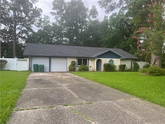 353 Huntington Dr, Slidell, LA 70458