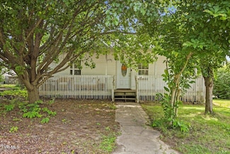 1200 Grover St, Johnson City, TN 37601