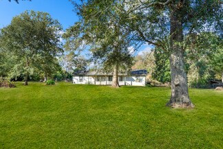 21828 Oak Ln, Hempstead, TX 77445