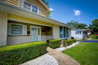 1027 N Westlawn Ave, Decatur, IL 62522
