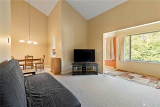 2421 SW Trenton St Unit 301, Seattle, WA 98106
