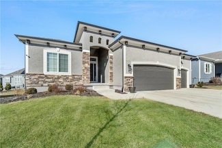 7460 NW Chambers Ct, Kansas City, MO 64152
