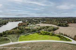 005 Skyline Dr, Fulton Township, MI 48871