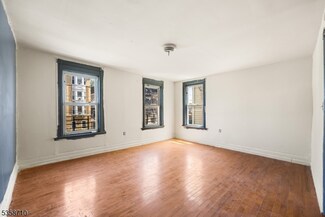 416 Summer Ave, Newark, NJ 07104