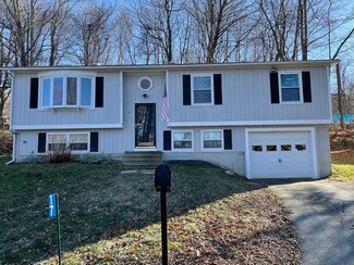 17 Newton St, Auburn, MA 01501
