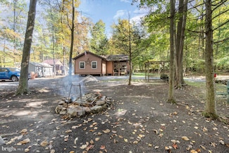 23456 Burns Valley Rd, Doylesburg, PA 17219