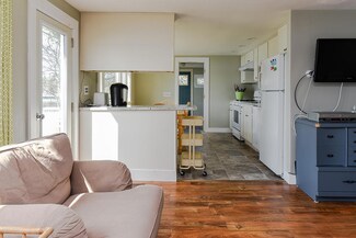 7&11 Keyes Landing Ln, Winthrop, ME 04364