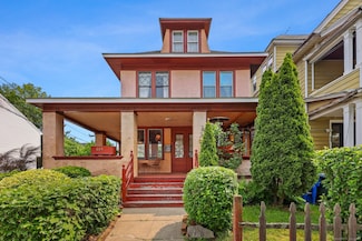 604 Wood Ave, Bridgeport, CT 06604