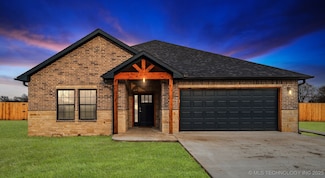 207 Lindsey Ave, Adair, OK 74330