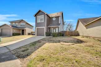 1528 Pine Ln, Fort Worth, TX 76140