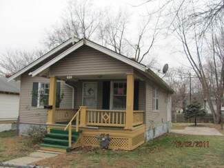 1916 S Overton Ave, Independence, MO 64052
