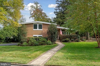4116 Barberry Dr, Lafayette Hill, PA 19444