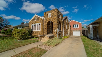 122 Elizabeth St, Calumet City, IL 60409