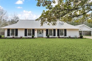 110 Single Pine Ln, Madisonville, LA 70447