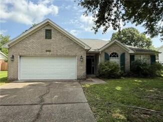 1932 Rosemeade Dr, Slidell, LA 70461