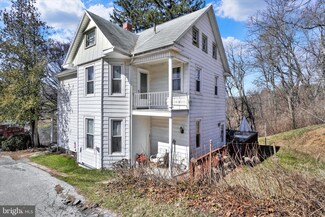 10 Terrace Heights, Glen Rock, PA 17327