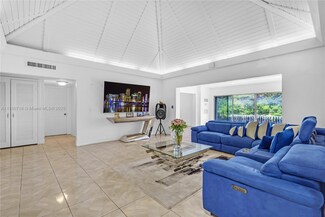 4704 Bayberry Ln, Tamarac, FL 33319