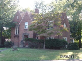 2058 Guadalupe Ave, Youngstown, OH 44504