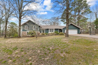 9 Robinwood Cove Dr, Heber Springs, AR 72543