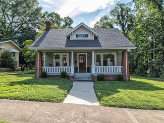 549 5th St SW, Hickory, NC 28602