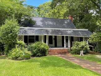 304 W Church St, Bishopville, SC 29010