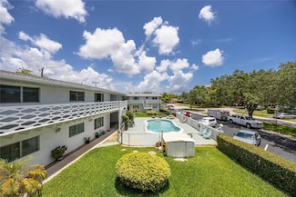3847 S Circle Dr Unit 11, Hollywood, FL 33021