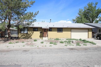 304 Leona Ave, Yerington, NV 89447