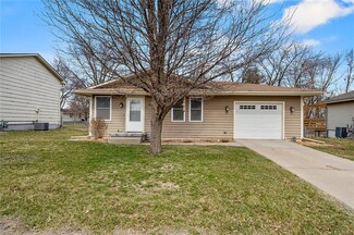 609 NE 5th St, Grimes, IA 50111