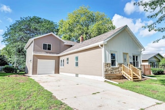 721 Cedar St, de Pere, WI 54115