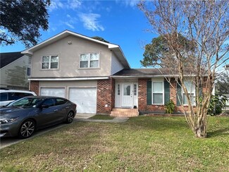 10331 Brookfield Dr, New Orleans, LA 70127