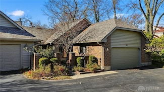 551 Cottingwood Ct, Dayton, OH 45429