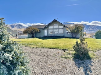 746 Thorpe Dr, Spring Creek, NV 89815