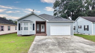 102 Artzi Dr, Thomasville, GA 31792