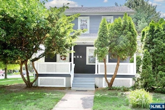 454 Tenafly Rd, Tenafly, NJ 07670