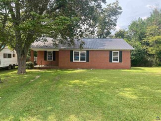 151 Edmondson Cir, Cochran, GA 31014