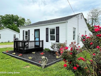 3004 Wayne Rd, Louisville, KY 40216
