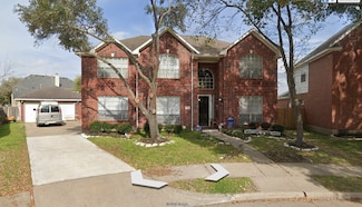 9506 Pickwell Ct, Sugar Land, TX 77498
