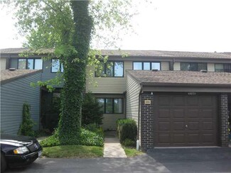 1154 Flanders Ct, East Amherst, NY 14051
