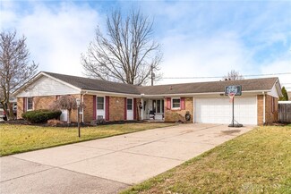 211 N Smith St, New Carlisle, OH 45344