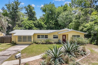4023 SW 19th St, Gainesville, FL 32608