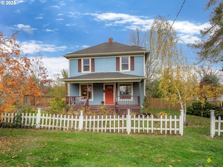 17055 SW Florence St, Beaverton, OR 97007