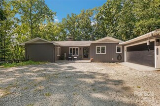 225 Mountain Shadows Ln, Columbus, NC 28722