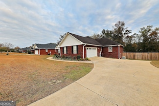 494 Carrington Cir, Thomasville, GA 31757