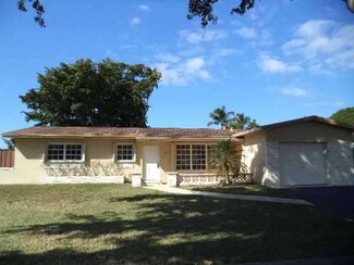 720 NW 93rd Terrace, Pembroke Pines, FL 33024