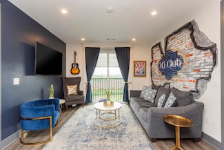 65 Lindsley Ave Unit 513, Nashville, TN 37210