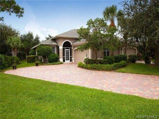 1191 Imperial Dr, Naples, FL 34110